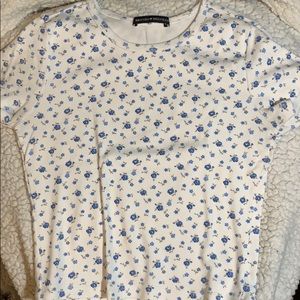 brandy melville flower shirt